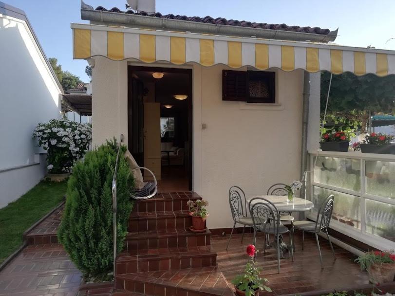 Studio Apartman Meli Apartment Poreč Exterior foto